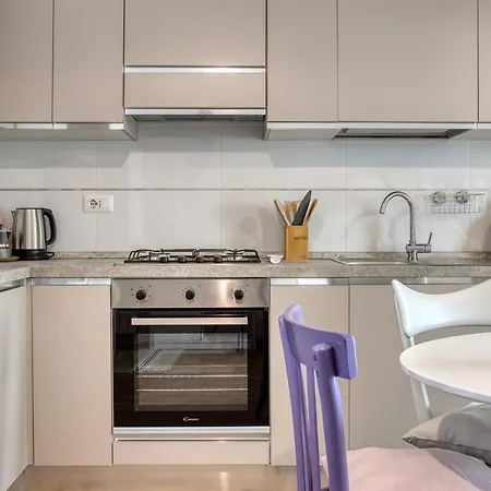 Apartment Joivy Chic Flat In De Angeli